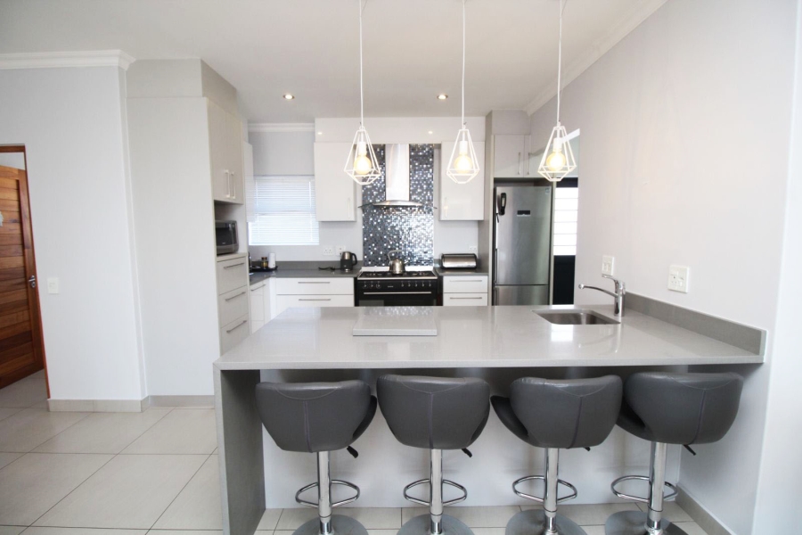 5 Bedroom Property for Sale in Calypso Beach Western Cape